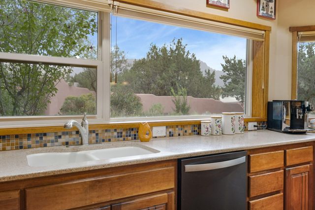14 Sage Hill Drive, Placitas, NM 87043