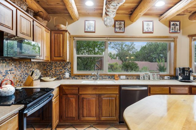 14 Sage Hill Drive, Placitas, NM 87043