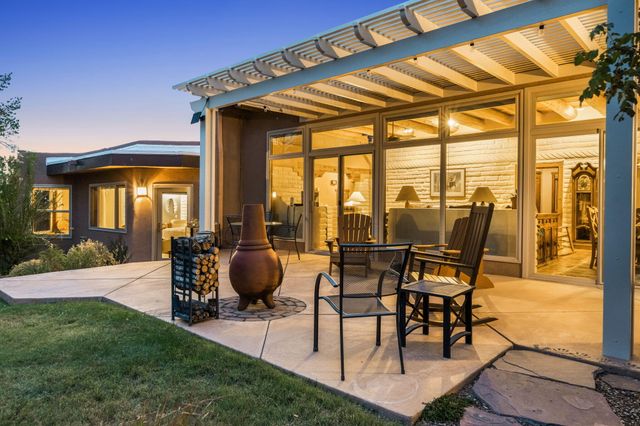 14 Sage Hill Drive, Placitas, NM 87043
