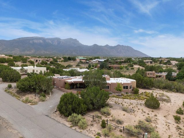 14 Sage Hill Drive, Placitas, NM 87043