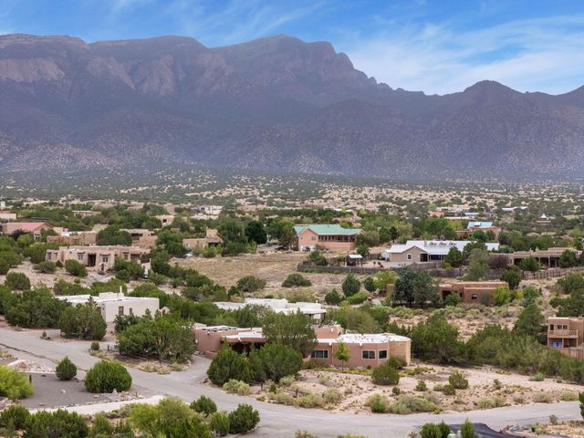 14 Sage Hill Drive, Placitas, NM 87043