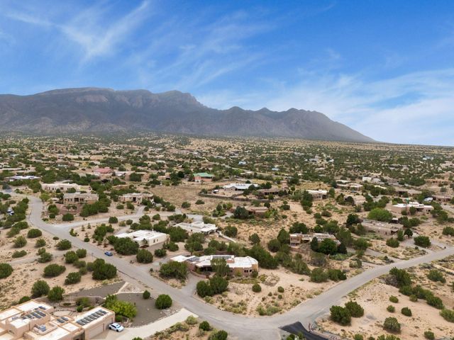 14 Sage Hill Drive, Placitas, NM 87043