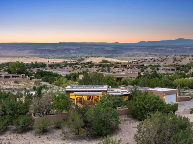 14 Sage Hill Drive, Placitas, NM 87043