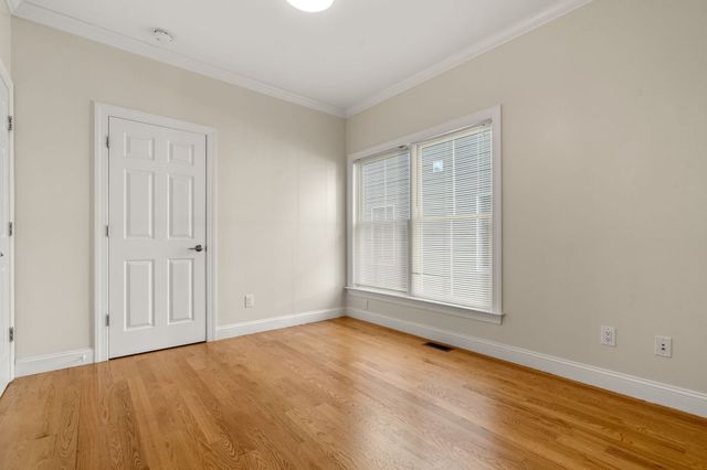 2 Westbrook St 2-1, Boston, MA 02128