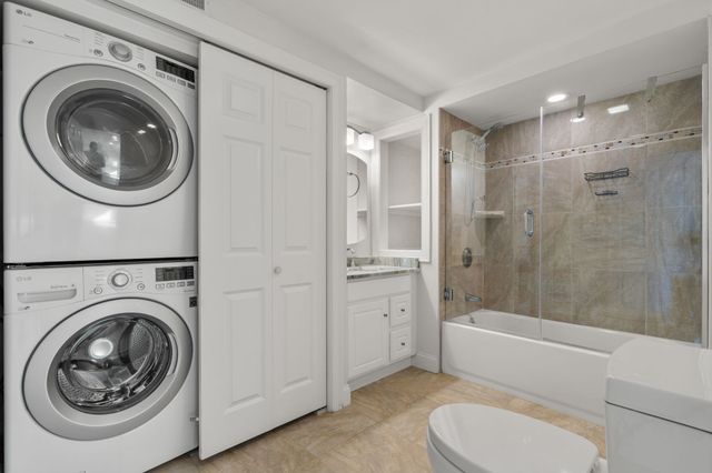 2 Westbrook St 2-1, Boston, MA 02128