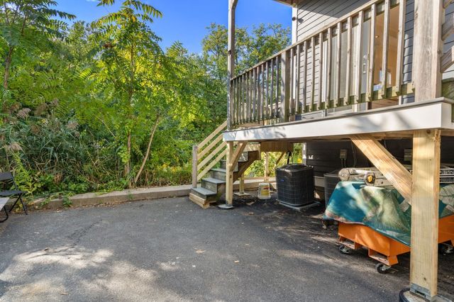 2 Westbrook St 2-1, Boston, MA 02128