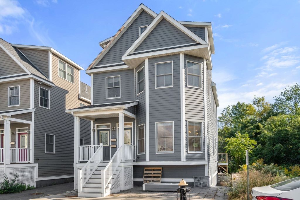 2 Westbrook St 2-1, Boston, MA 02128