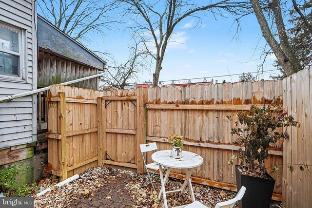 353 E MARION ST, Lancaster, PA 17602