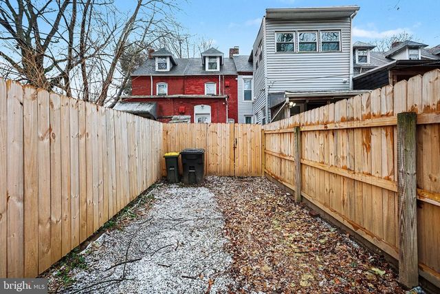 353 E MARION ST, Lancaster, PA 17602