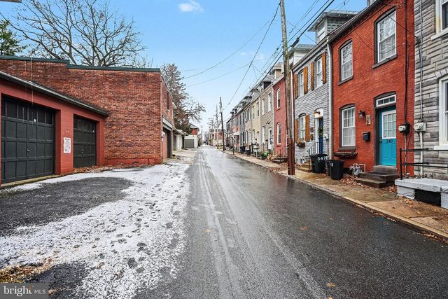 353 E MARION ST, Lancaster, PA 17602