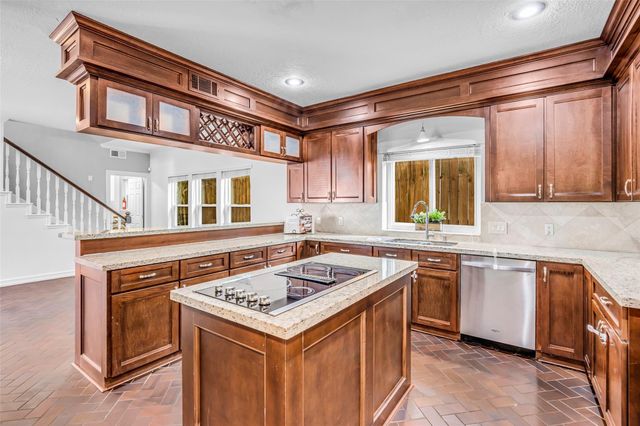 1246 Trace Drive, Houston, TX 77077