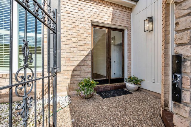 1246 Trace Drive, Houston, TX 77077