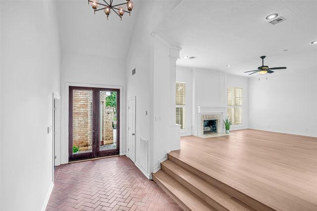 1246 Trace Drive, Houston, TX 77077