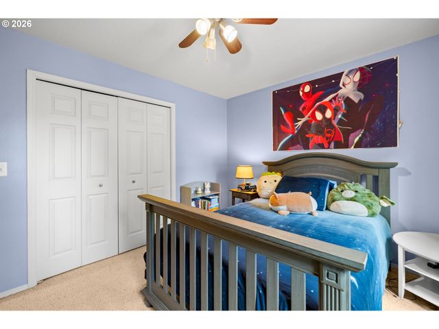 1079 Se PORTLANDIA Ave, Hillsboro, OR 97123