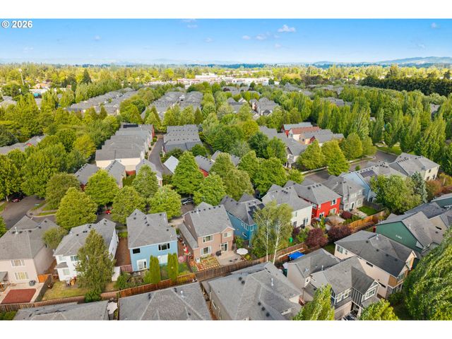 1079 Se PORTLANDIA Ave, Hillsboro, OR 97123