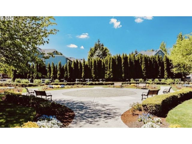 1079 Se PORTLANDIA Ave, Hillsboro, OR 97123