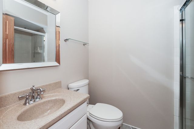 5019 Burman Drive, Crystal Lake, IL 60014