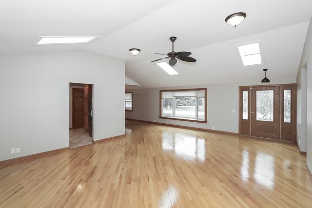 5019 Burman Drive, Crystal Lake, IL 60014