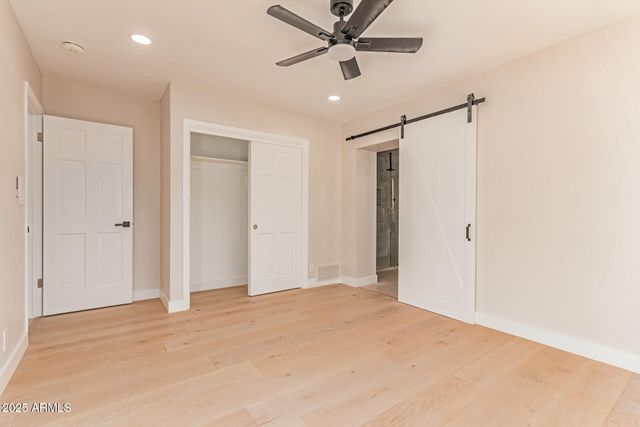 3301 E ROVEY Avenue, Paradise Valley, AZ 85253