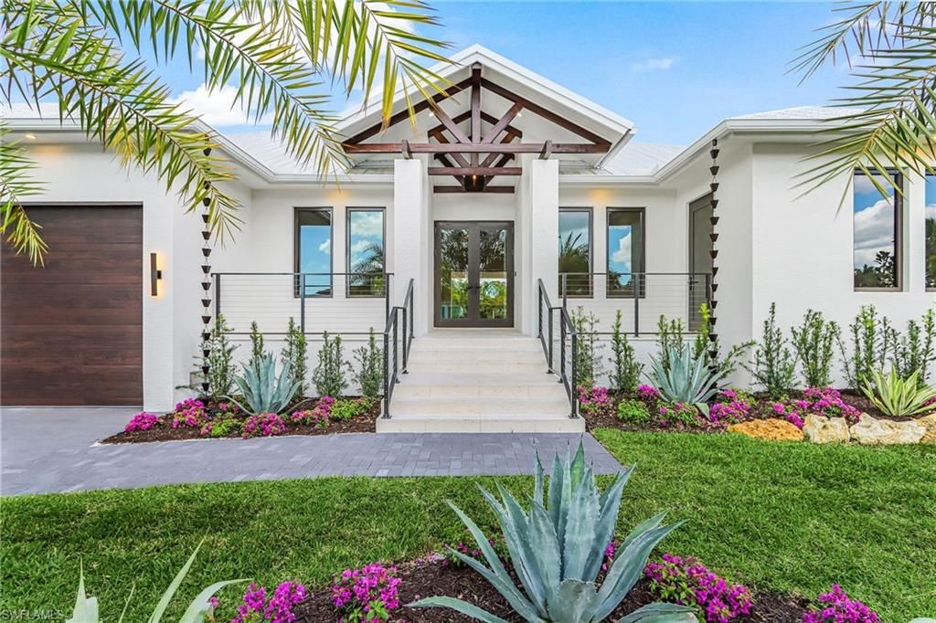 2393 Longboat DR, NAPLES, FL 34104 — exterior