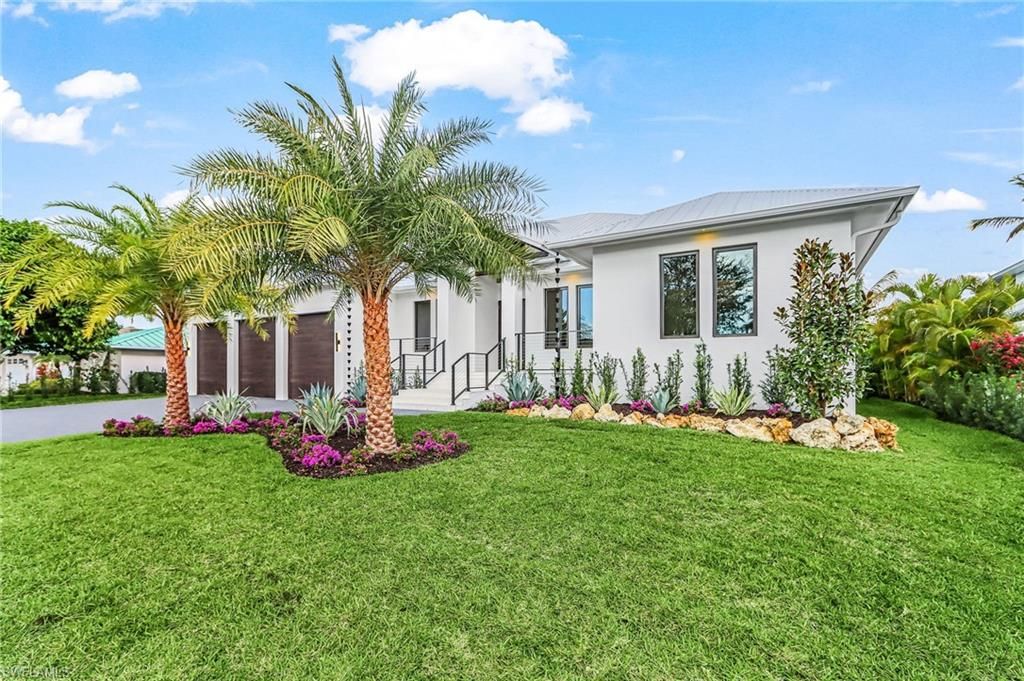2393 Longboat DR, NAPLES, FL 34104 — photo 4