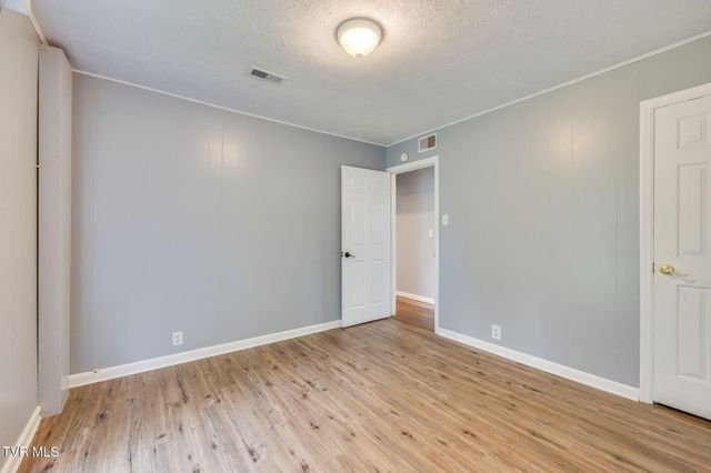 319 Sewanee Avenue -, Kingsport, TN 37660