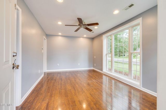319 Sewanee Avenue -, Kingsport, TN 37660