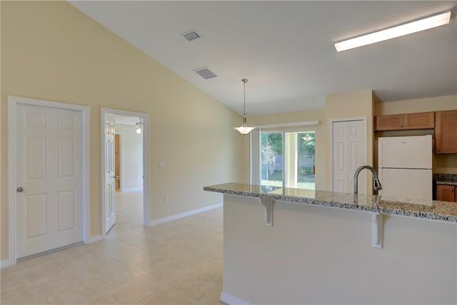 8476 104th Avenue, Vero Beach, FL 32967