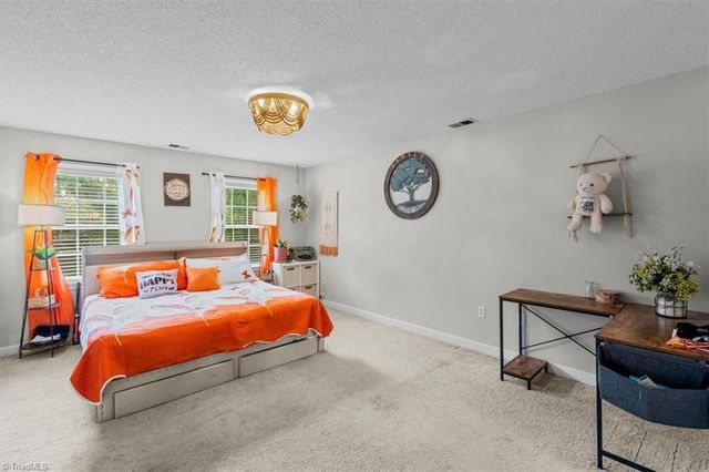 701 Diana Drive, Thomasville, NC 27360