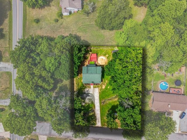 701 Diana Drive, Thomasville, NC 27360