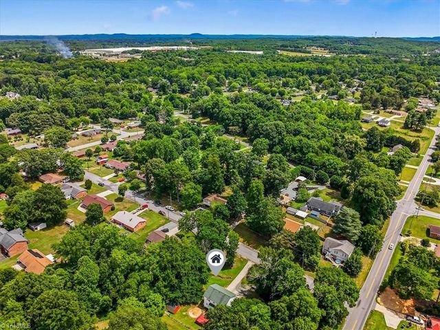 701 Diana Drive, Thomasville, NC 27360