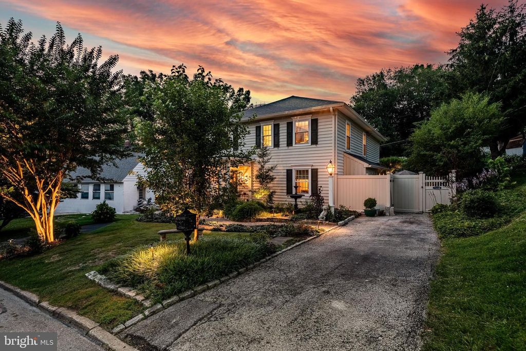 531 HILLSIDE DR, West Chester, PA 19380