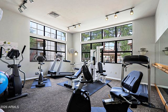 750 E NORTHERN Avenue 1113, Phoenix, AZ 85020