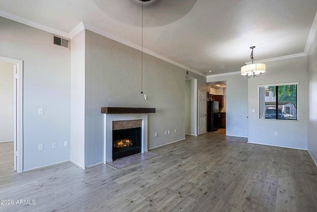 750 E NORTHERN Avenue 1113, Phoenix, AZ 85020