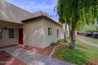 750 E NORTHERN Avenue 1113, Phoenix, AZ 85020