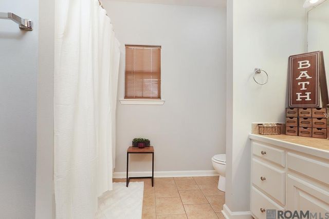 40433 Crossgate Place, Gonzales, LA 70737