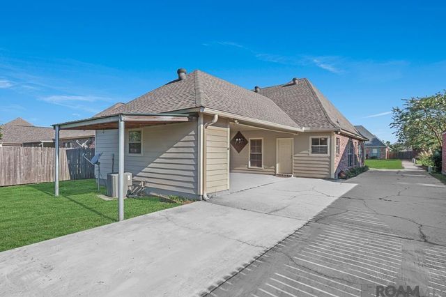 40433 Crossgate Place, Gonzales, LA 70737