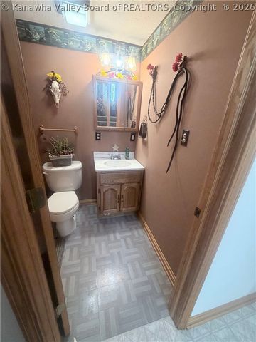 139 Norman Lane, Scott Depot, WV 25560