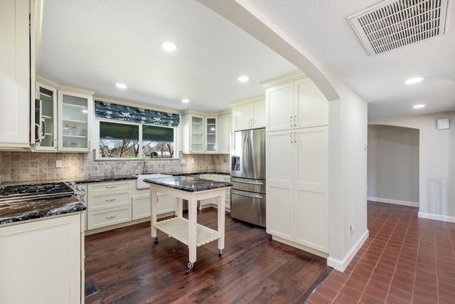 7727 Granite Ave, Orangevale, CA 95662