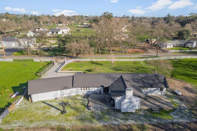 7727 Granite Ave, Orangevale, CA 95662