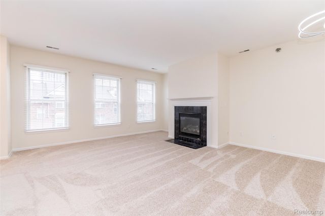 25540 Saint James, Southfield, MI 48075