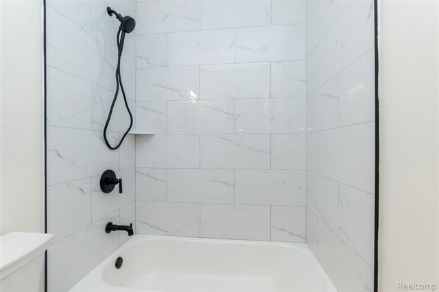 25540 Saint James, Southfield, MI 48075