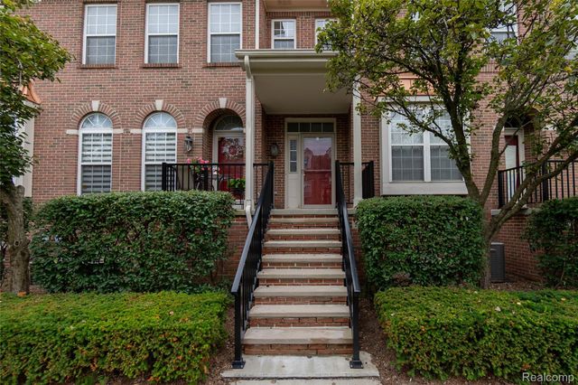 25540 Saint James, Southfield, MI 48075