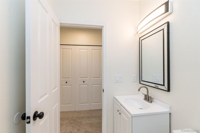 25540 Saint James, Southfield, MI 48075