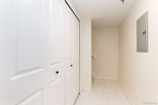 25540 Saint James, Southfield, MI 48075