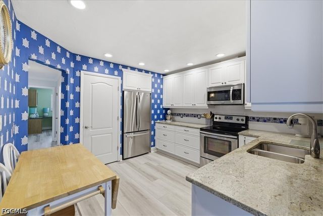 3356 N Key DR 7, North Fort Myers, FL 33903