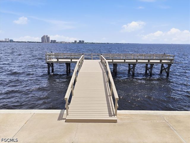 3356 N Key DR 7, North Fort Myers, FL 33903