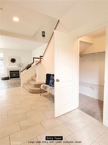 620 Ivywood F, Simi Valley, CA 93065