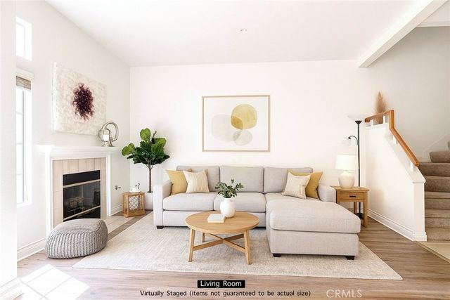 620 Ivywood F, Simi Valley, CA 93065