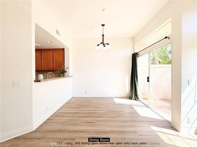 620 Ivywood F, Simi Valley, CA 93065